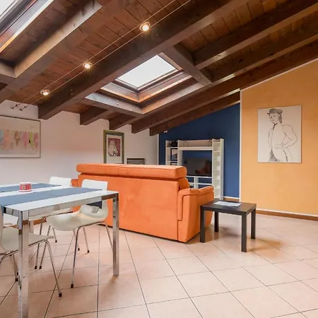 La Mansarda Di Giulietta Apartment Verona Exterior photo